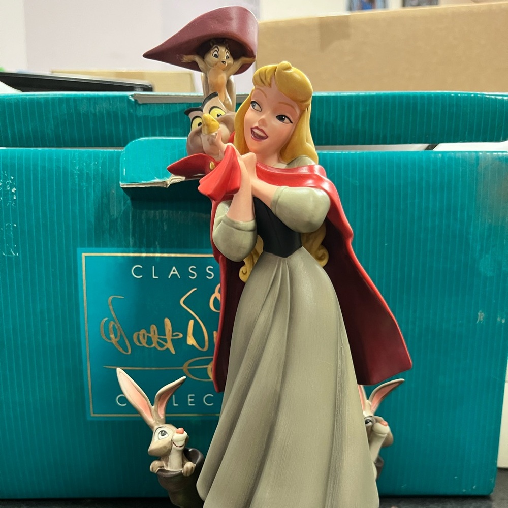 Walt Disney Brier rose